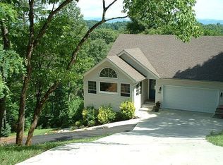 203 Ridgeheights Dr, Gray, TN 37615