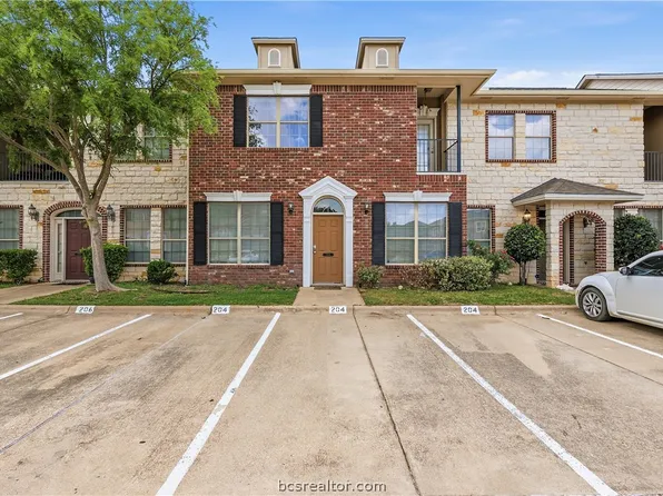 204 Forest (pvt) Dr, College Station, TX 77840