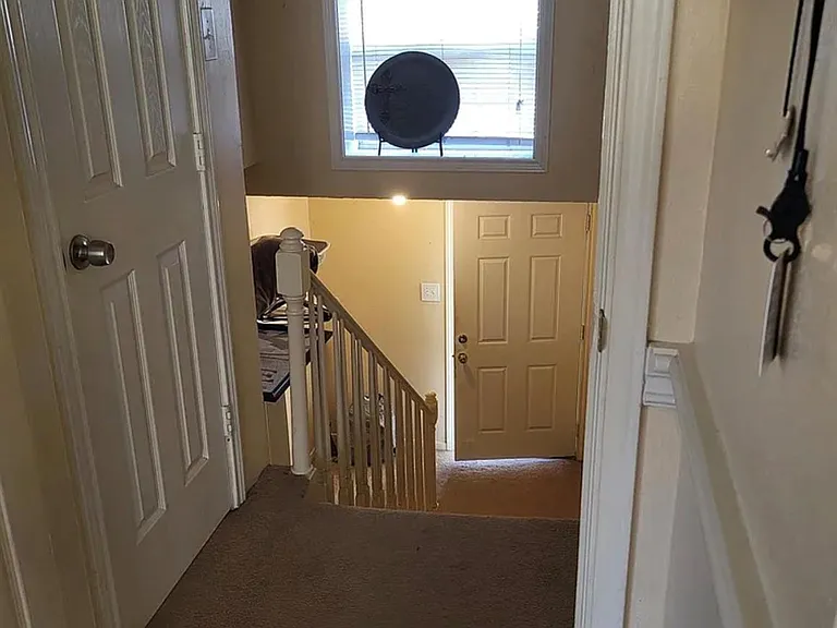 924 Kelley St — Photo 10