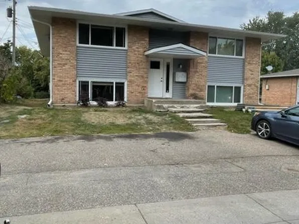 2139 Basswood Ln APT 2, Mound, MN 55364