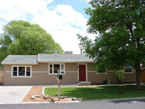622 Susan St Front
