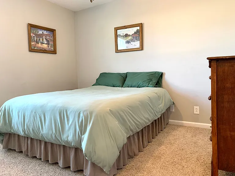556 Oakmont Dr — Photo 23