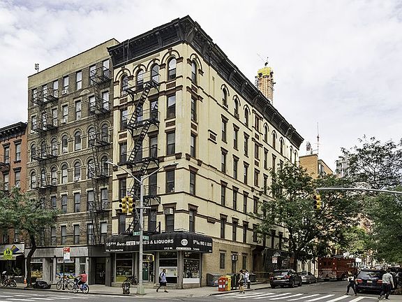 5th image of 812 10th Ave #2C