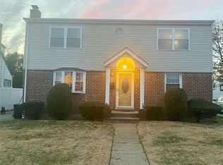 110 Russell Ave, Elmont, NY 11003