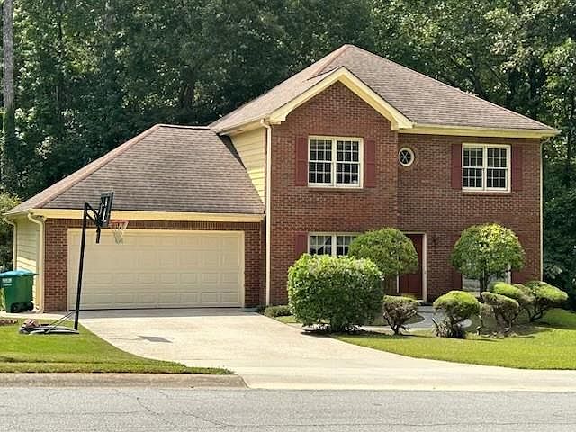 1st image of 2720 Trotters Pointe Dr