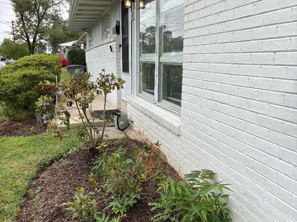 1923 Lewis Ave, Rockville, MD 20851