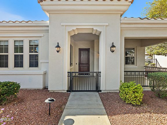 4th image of 12903 W La Vina Dr