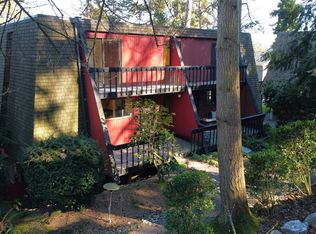 10743 Burke Ave N #5, Seattle, WA