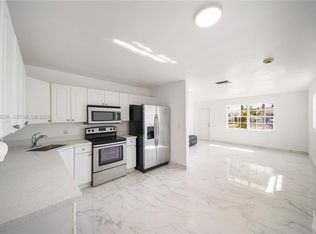 2709 NW 54th St, Fort Lauderdale, FL 33309