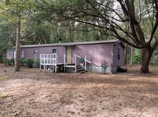 93 Whispering Pines Rd, Allenhurst, GA 31301