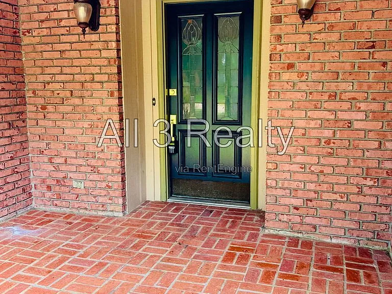 2905 Willow Lane Dr — Photo 4