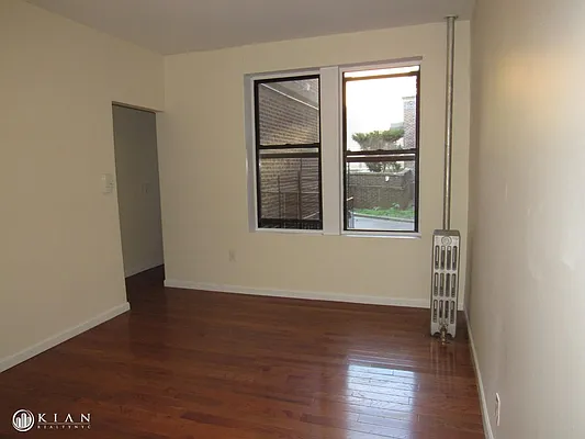 Rented by Kian Realty | media 17