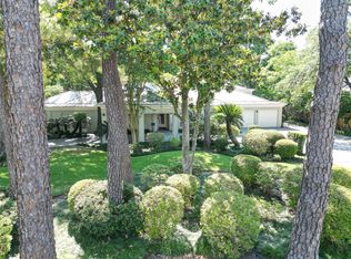 5 Hunters Branch Dr, Houston, TX 77024