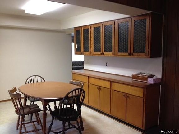 5th image of 37257 Marion Dr