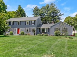 2035 Huntington Tpke, Trumbull, CT 06611