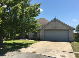 406 W Apple Tree Ln, Fate, TX 75087