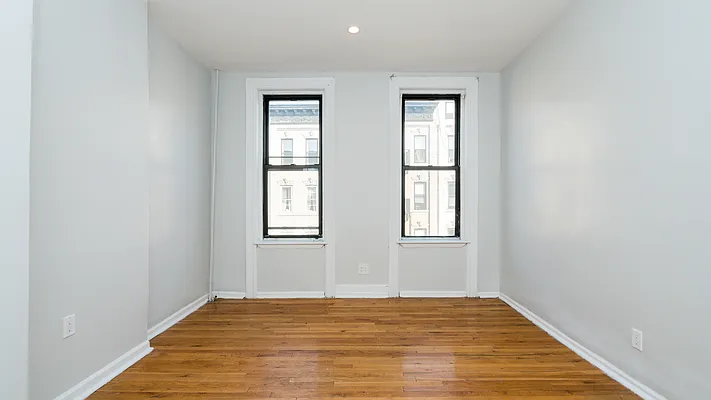 Rented by Nooklyn NYC LLC | media 11