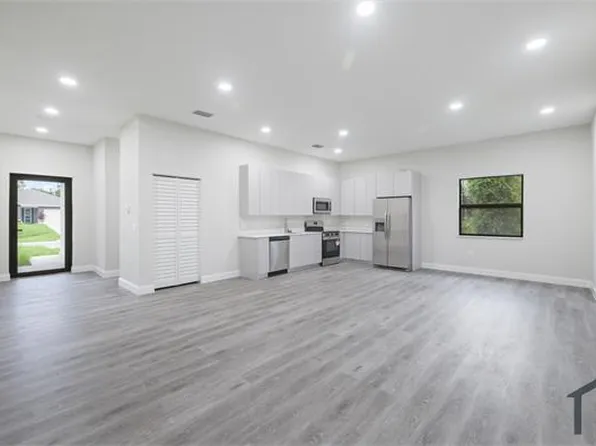 1051 Milwaukee Blvd #1, Lehigh Acres, FL 33974