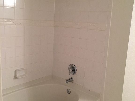 3rd image of 13010 Positano Cir APT 205