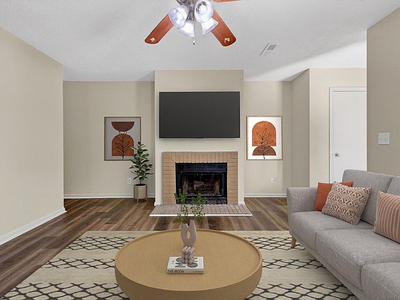 5th image of 350 Dorchester Manor Blvd