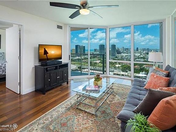 Similar 1B Unit. Photo to show furniture layout since rental