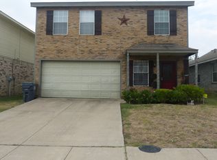233 Cliff Heights Cir, Dallas, TX 75241