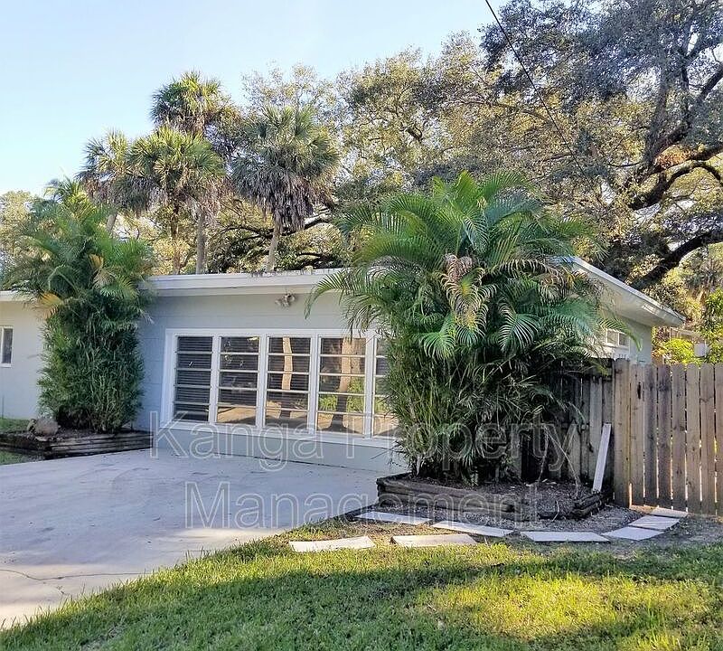 1st image of 1550B SW 23rd Ct