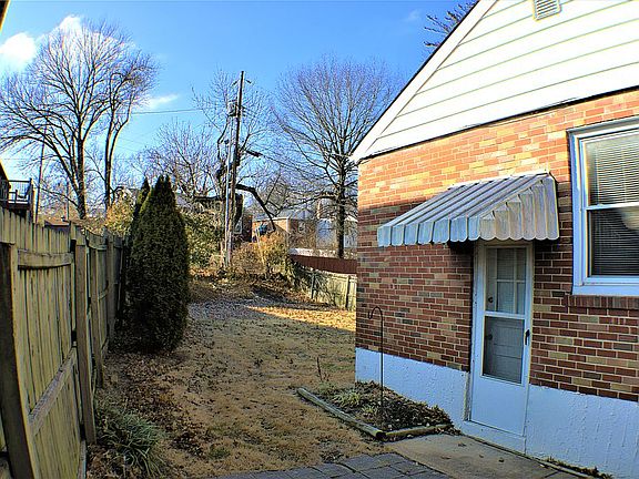 2nd image of 3612 Park Lawn Dr