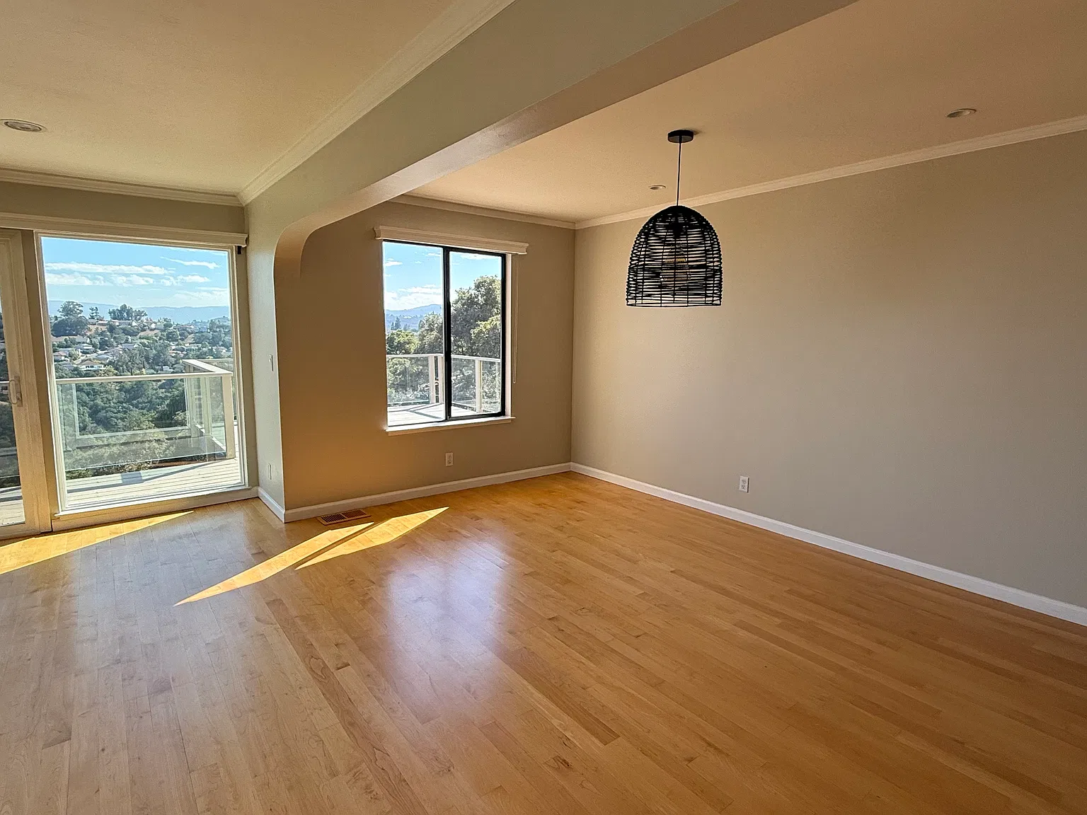 Melendy Dr, San Carlos — Photo 2