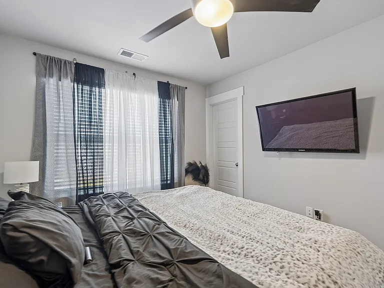 4207 Gandalf Ln — Photo 13