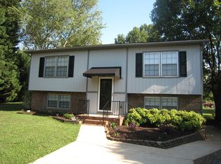 1809 Ceasar Dr, Newton, NC 28658