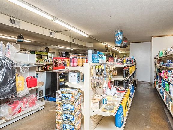 5th image of 7980 State Highway 700