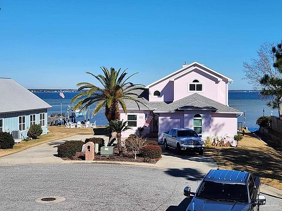 2nd image of 4698 Isles Dr