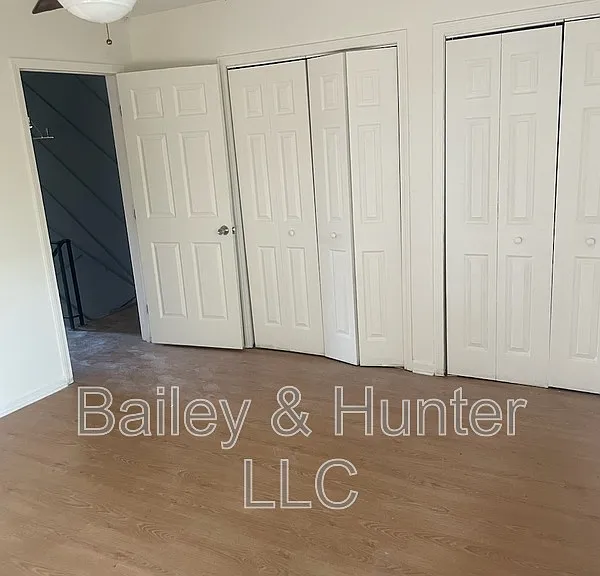 6012 Regent Mnr — Photo 10