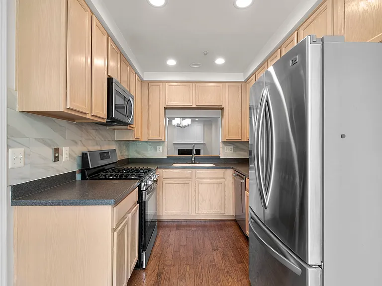 233 Jay Dr #93 — Photo 13