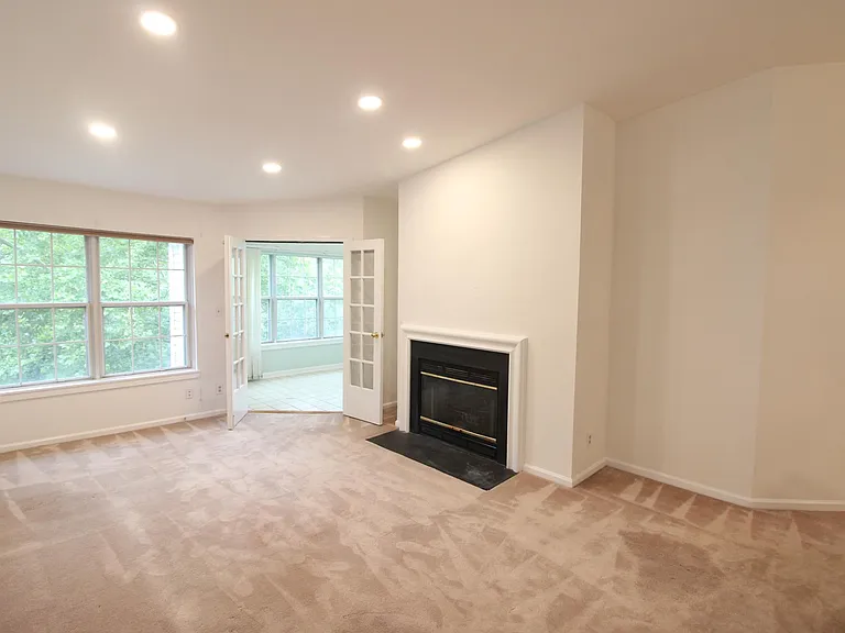 7509 Ashby Ln #N — Photo 23