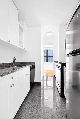 Rented by Cooper & Cooper Real Estate | media 16