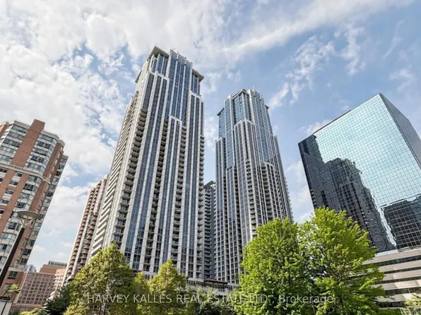 761 Bay St S, Toronto, ON