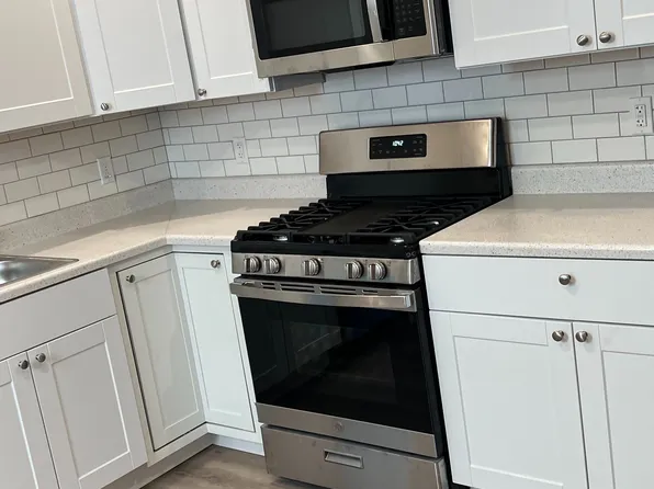 2239 N Van Pelt St, Philadelphia, PA 19132