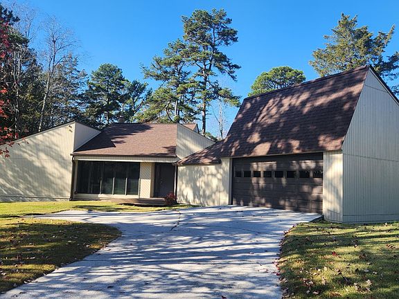 2nd image of 609 Glen Willow Dr
