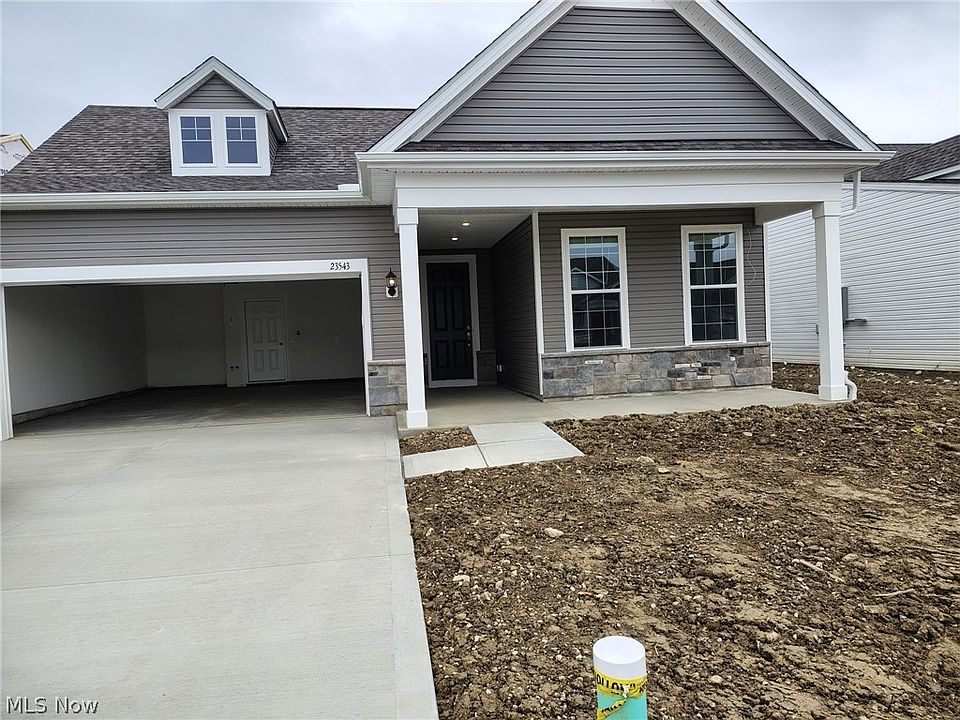 1st image of 23543 Valley Ct