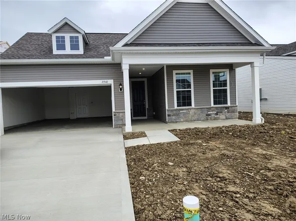23543 Valley Ct, Columbia Station, OH 44028
