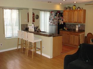 9 Kiowa Ct, Coram, NY 11727
