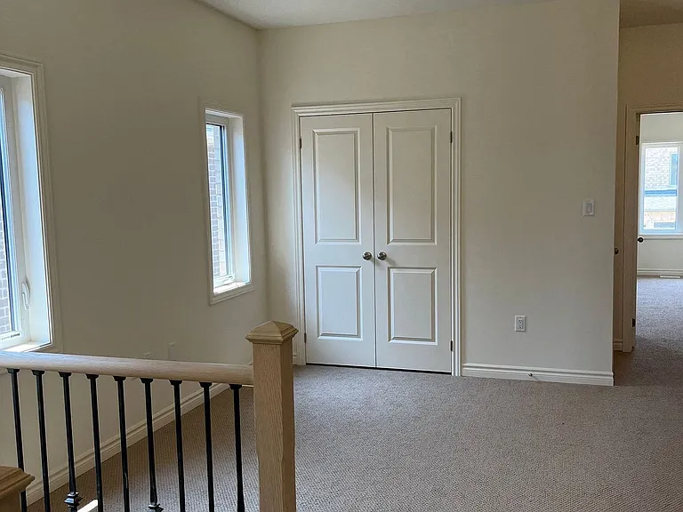 2144 Coppermine St — Photo 9