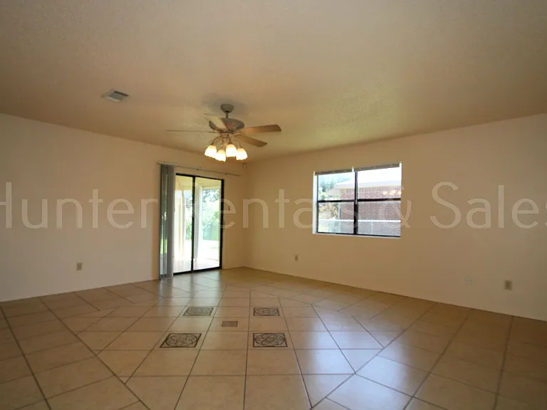 2804 Derby Dr — Photo 5