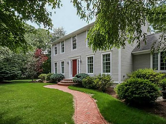 2nd image of 170 Mulberry Dr