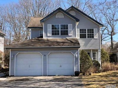 225 Dorado Ct N, Middle Island, NY, 11953
