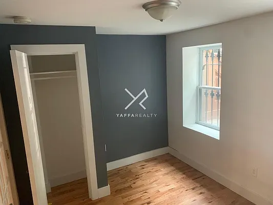 Rented by Yaffa Realty LLC | media 5