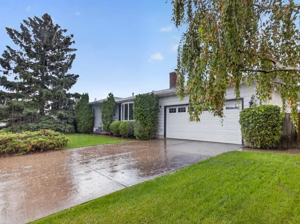 17603 85th Ave NW, Edmonton, AB T5T 0L1