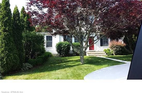 1st image of 34 Orchard Rd